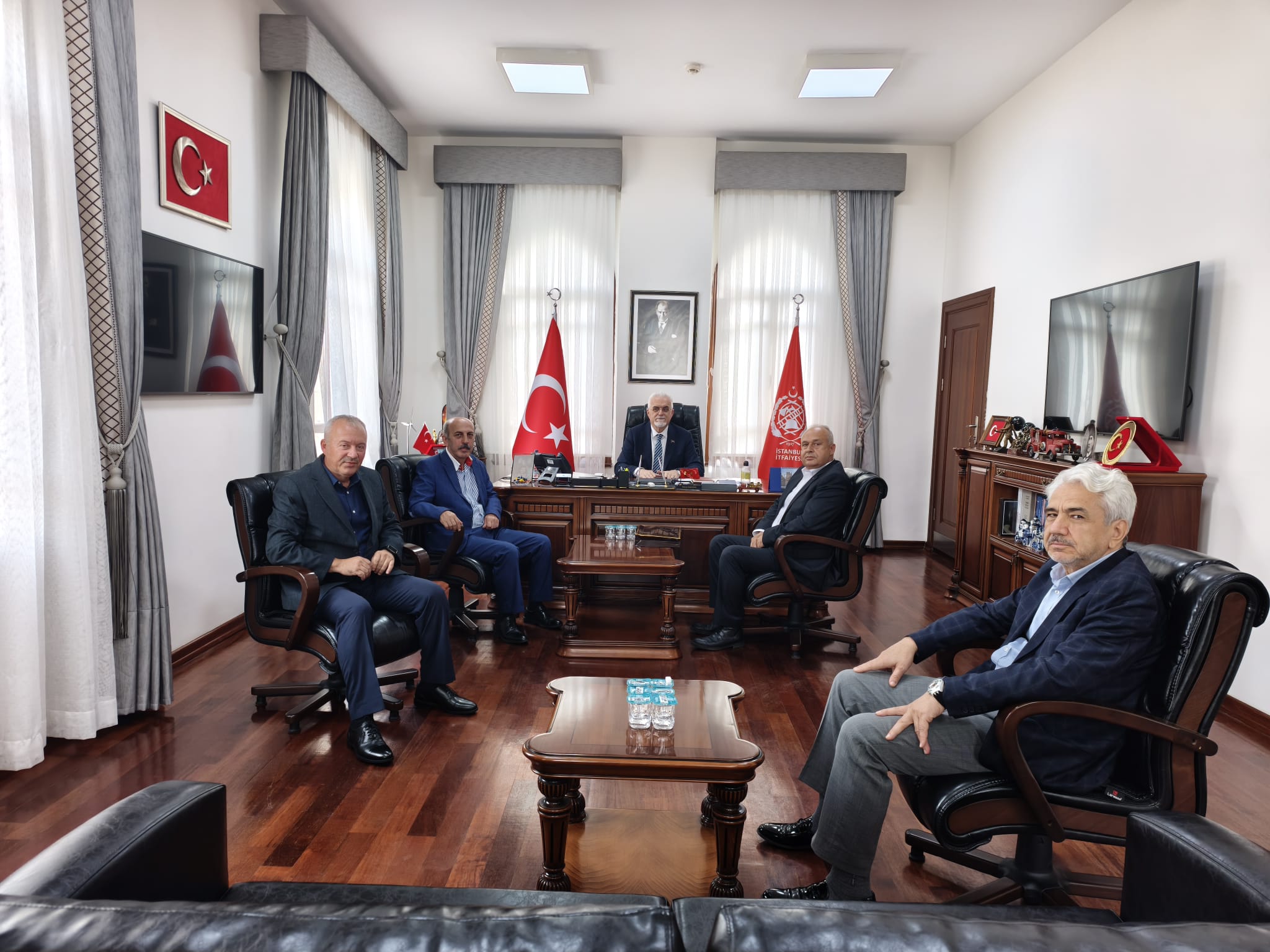 İtfaiye Dairesi Başkanı Sayın Remzi ALBAYRAK’ ı ziyaret ettik.
